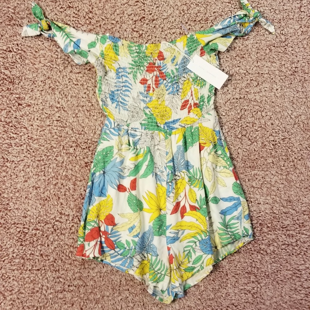 Lush Tropical Leaf Romper NWT